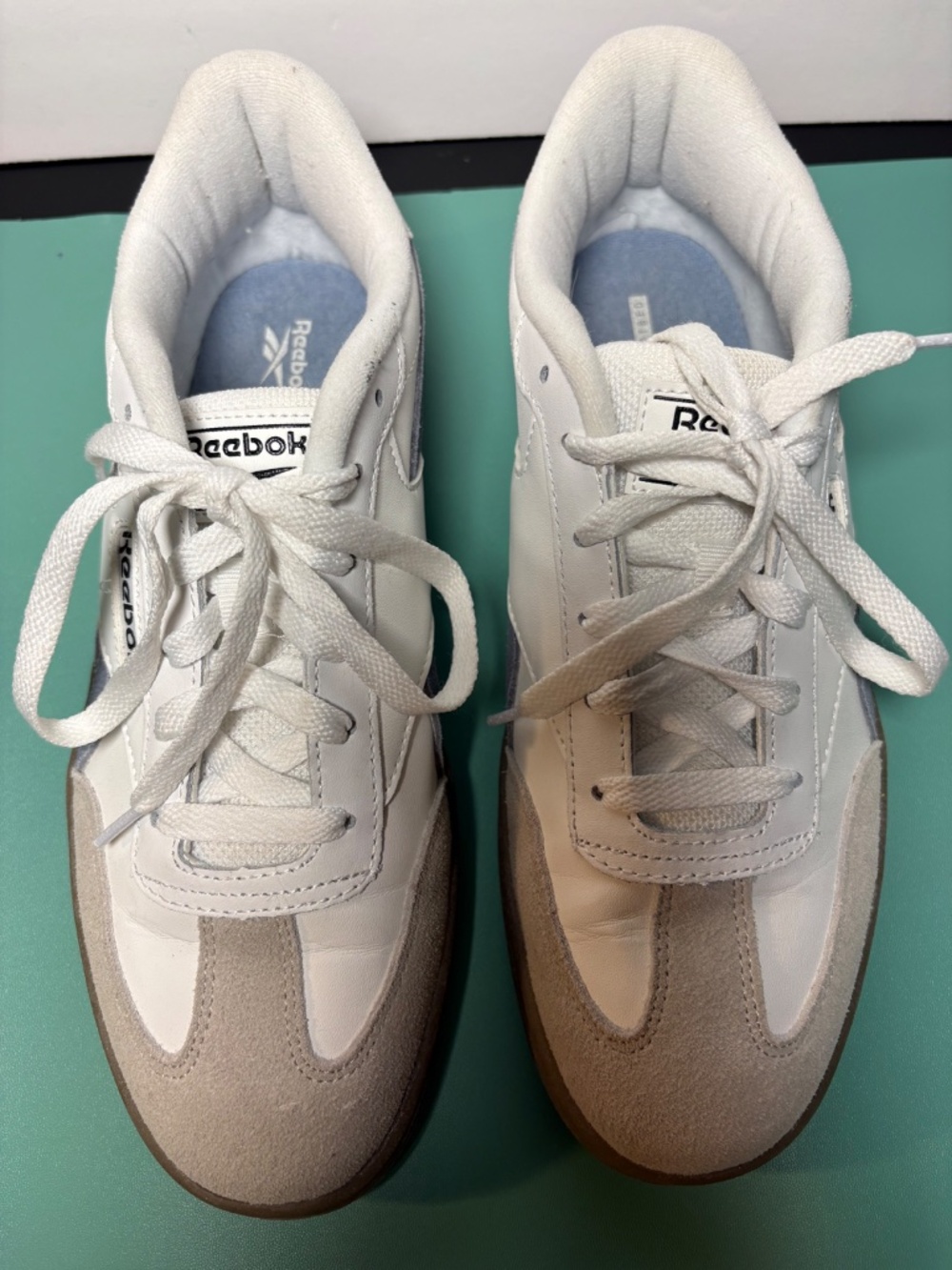 Reebok Women's White with Blue grey suede toes Gum Sole Tennis Shoes Size 9